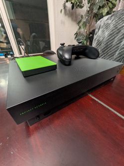 XBox One X Project Scorpio Special Edition with 2TB External Hard Drive