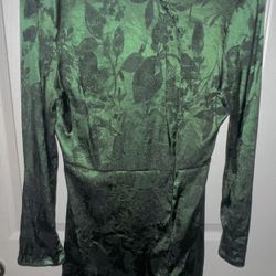 Green, Satin Mini Long sleeve Dress by Zara. Size Small