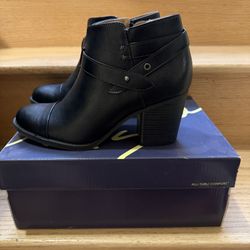 New Natural Soul Boots | 8.5 M | Black