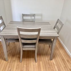 Dining Table And 6 Chairs!!