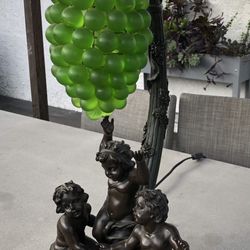 Vintage Cherub/ Cupid grape Table Lamp