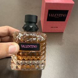 Valentino Perfume 