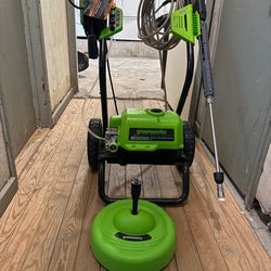 Greenworks 2000 PSI Electric Pressure Washer + Surface Cleaner
