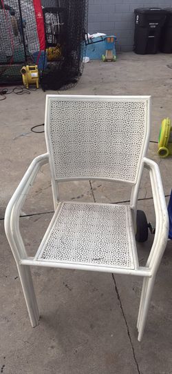7 Chairs