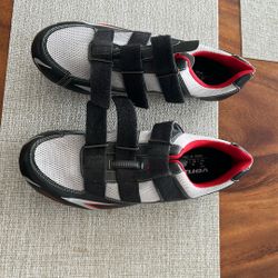 Peloton size 13 clip in men’s shoes brand new never have worn them