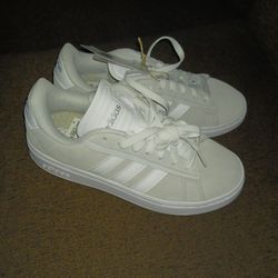 Grey And White Adidas Size 7 1/2