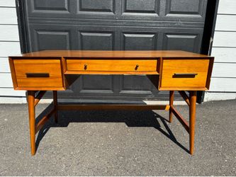 Mid-Century Modern Desk — West Elm, 3 Drawers, Walnut Finish