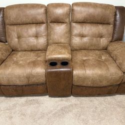Double recliner 