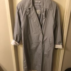Women’s Raincoat