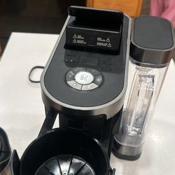 Keurig K Duo Coffee Maker (k Cup/12 Cup Carafe)