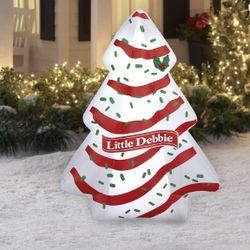 BRAND NEW - Little Debbie Snack Cake Christmas Tree, 4.5 ft, Yard Inflatable