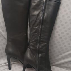Boots Size 35