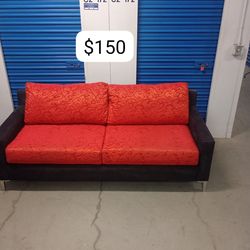 4 seater large couch $ 120