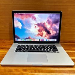  MacBook Pro 15” 2014 2.2Ghz i7 16GB 256GB SSD Fully Functional Screen Delam
