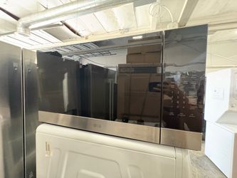 LG Over-the-Range Microwave