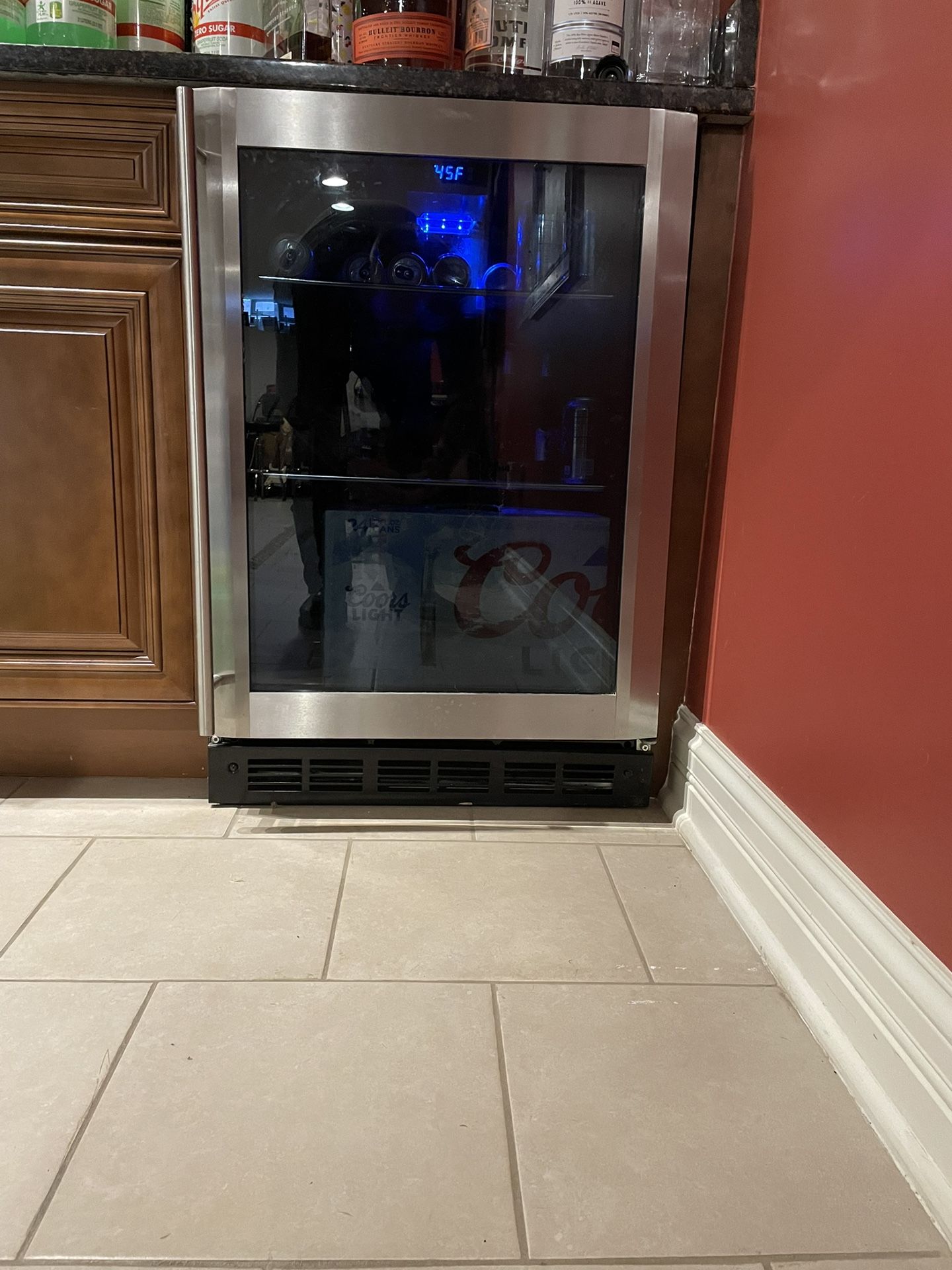 Under Counter Wine And Beverage Cooler Vissani ‎Model MCBC58DST for Sale in Oak Lawn, IL OfferUp