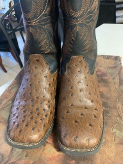 Mens boots size 5