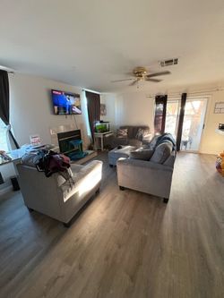 Couch set brand new