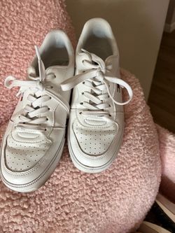 Women’s Tommy tennis shoes