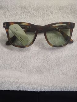 Tom Ford shades