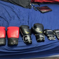 Boxing Gloves 