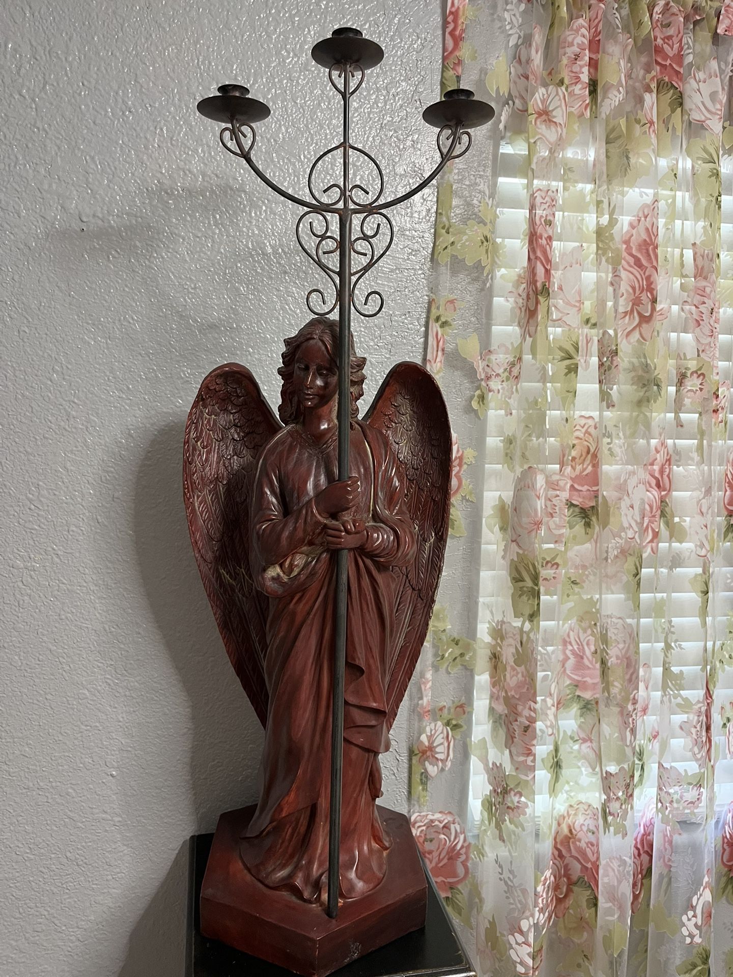 Home Decor H 76”