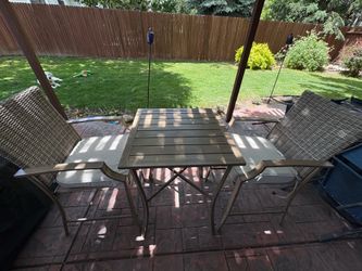 Tall Patio Set