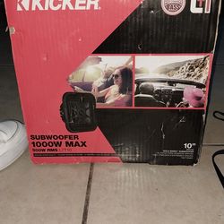 Kicker 46L7T102 Solo-Baric L7T 10-Inch Subwoofer.