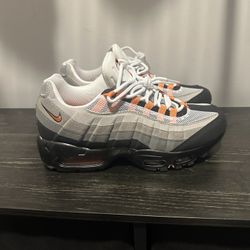 Air Max 95 Mandarin orange Size 8.5