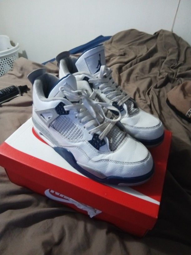 Air Jordan 4 Retro "midnight Navy" 2022 - Size 10/worn Once l Cement Red