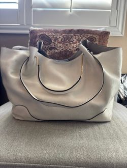 White leather hand bag