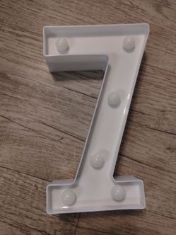 8.5" Light Up Number 7, Battery Operated