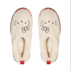 Hello Kitty Uggs