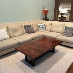 Comfy Modern Sectional Sofa 200$ OBO  