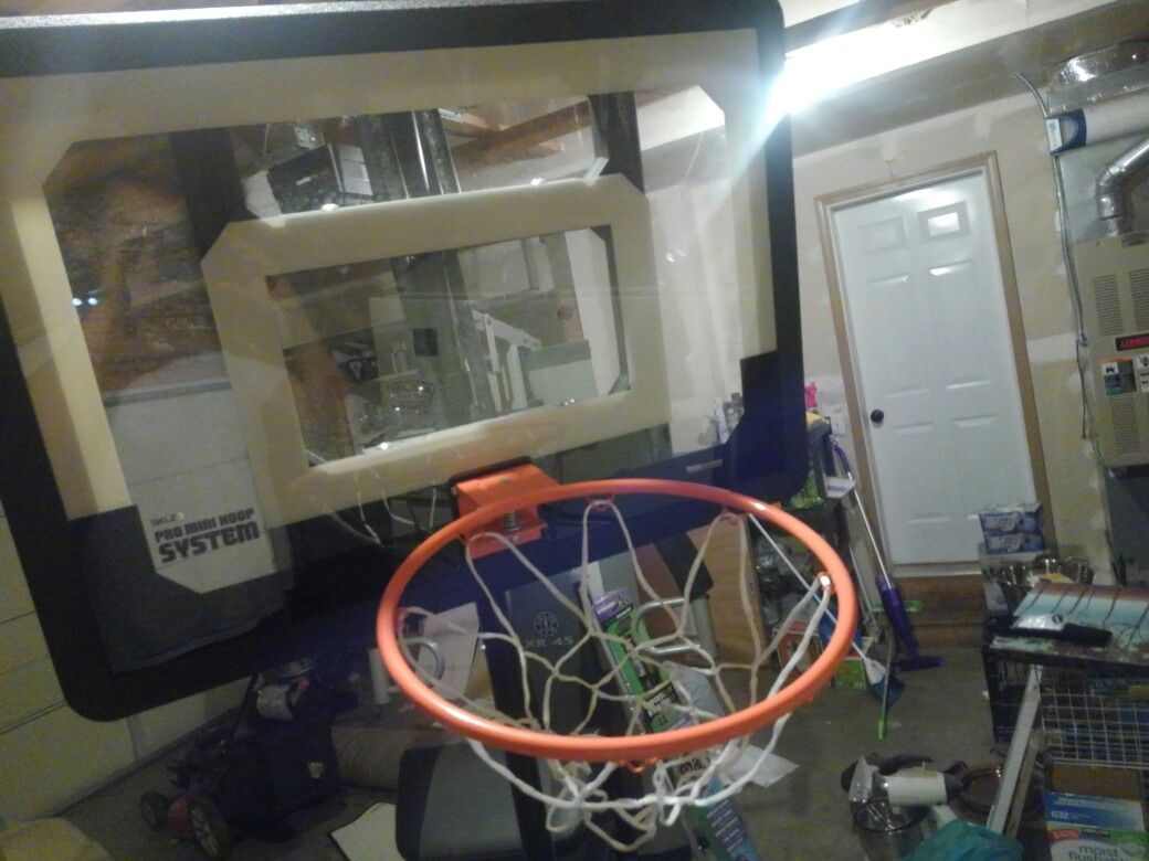 80 in basketball hoop