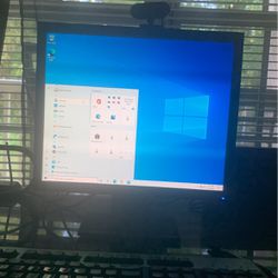Desktop Computer. Acer Monitor Hp Keyboard And Box