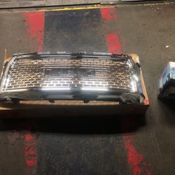 2014-2015 GMC Sierra 1500 Grill 