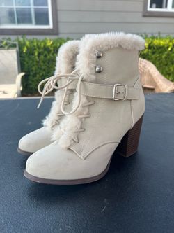Women’s shoes