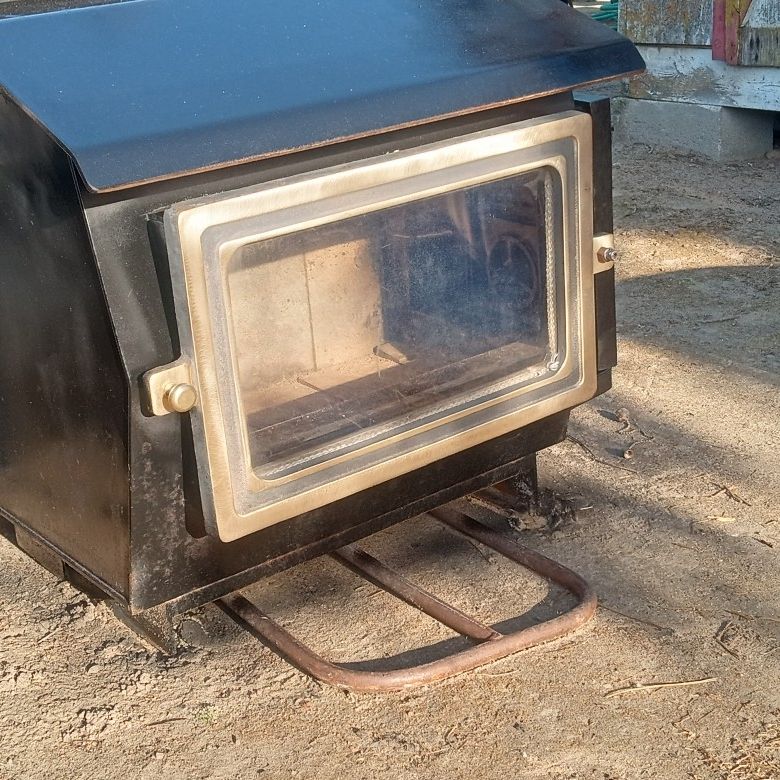 Glo King Wood Stove For Sale for Sale in Berenda, CA - OfferUp