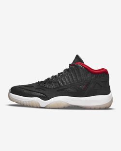AIR JORDAN 11 RETRO LOW IE “ BRED “ 2021