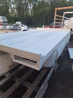 Floating platform