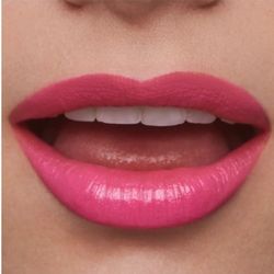 Estee Lauder Lipstic 220 Powerful