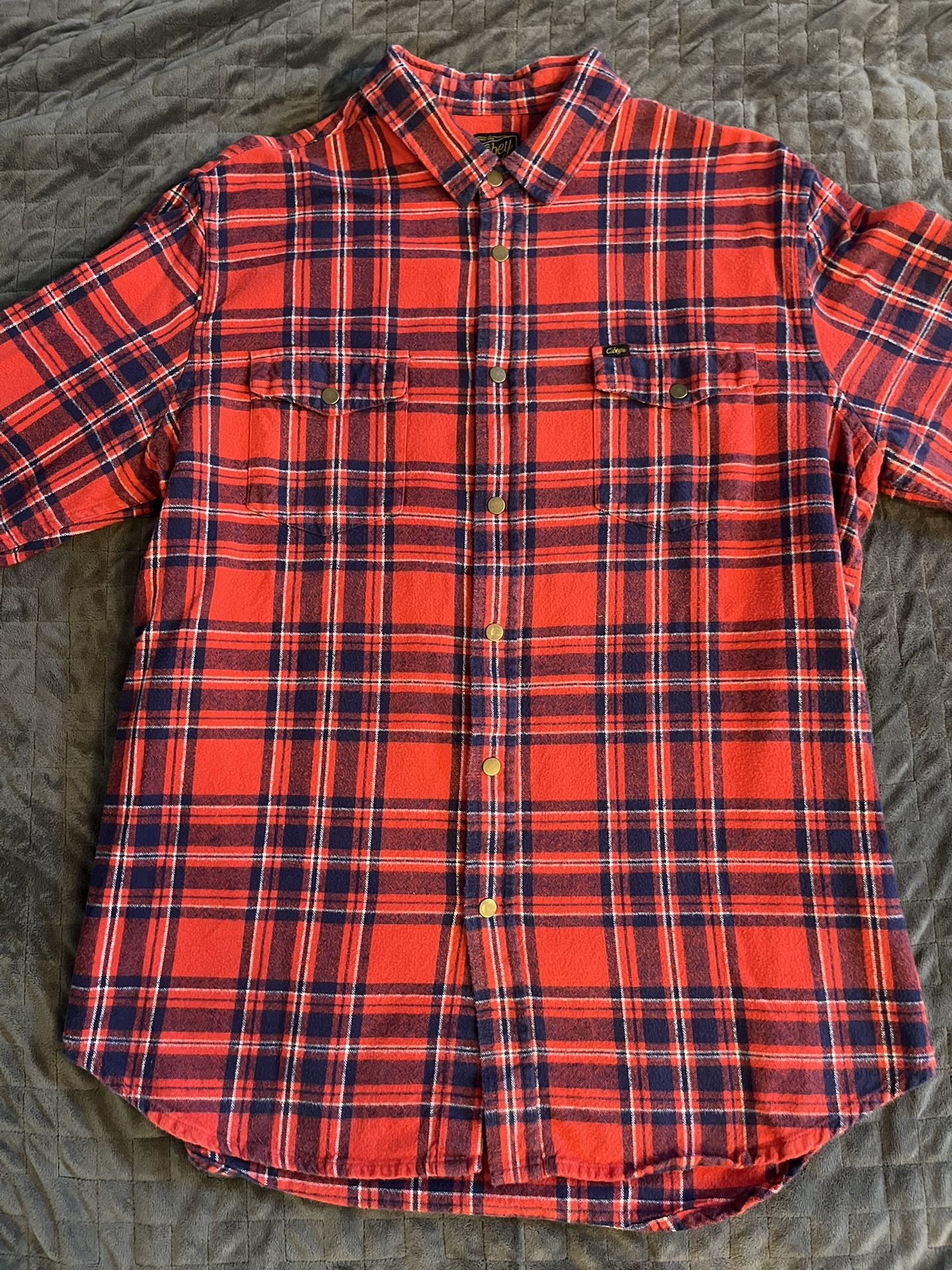 Men’s Obey Snap Button Down Red and Navy Blue Plaid Shirt size Large 100% Cotton