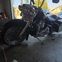 2002 Harley Road king