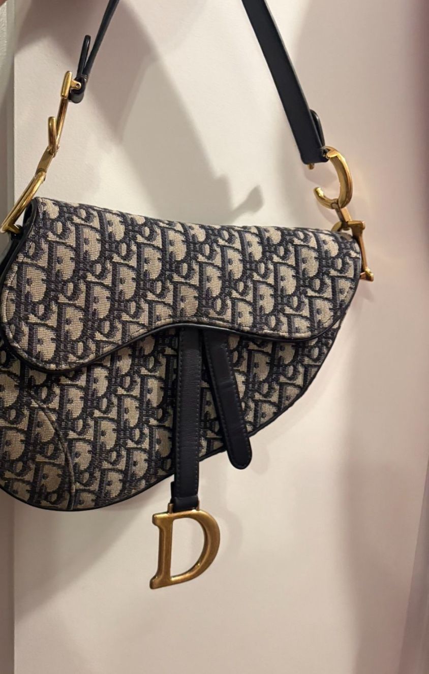 Dior saddle Bag authentic