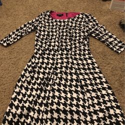 Women’s Black And White Dress