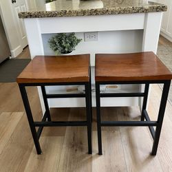 Bar Stool (set of 2) $50