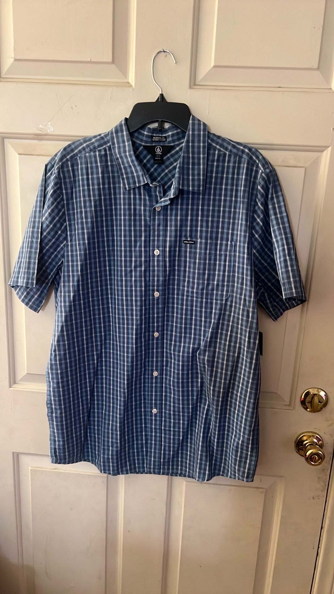 Volcom blue checkered men’s shirt XL new