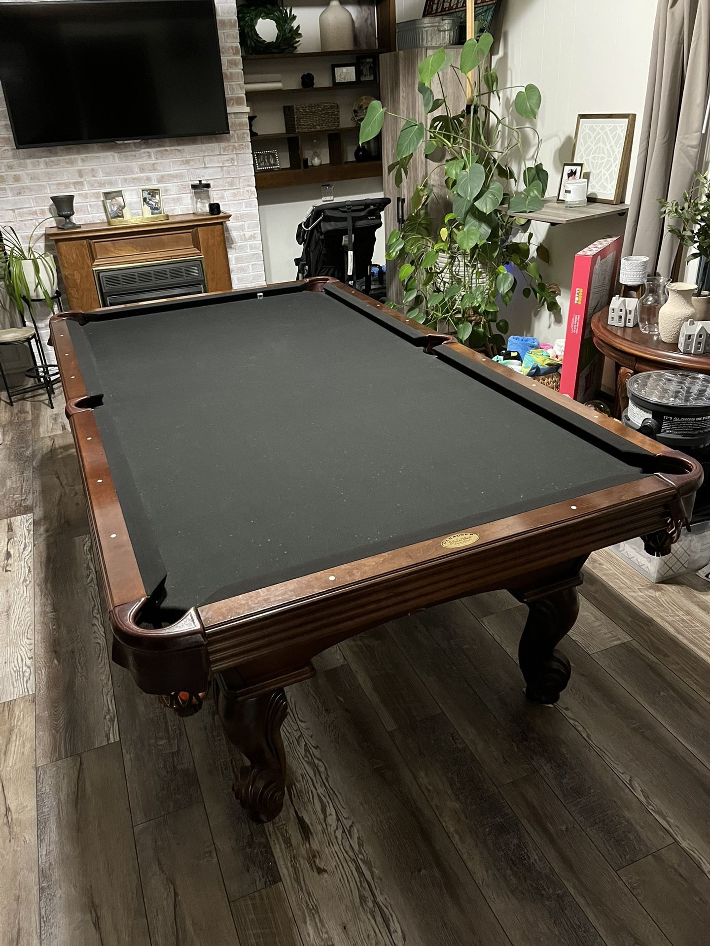 8’ Olhausen Pool Table