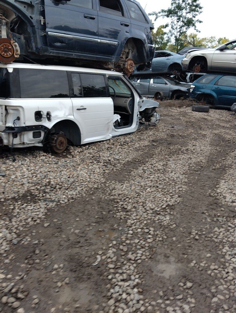 Used Auto Parts Salvage Yard Mt. Clemens